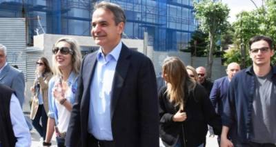«Δεν υπάρχει ούτε ώρα για χάσιμο» -Ο Μητσοτάκης ξεκινάει περιοδείες και δίνει οδηγίες σε βουλευτές ενόψει εκλογών