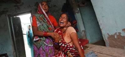 Ινδία: Δηλητηρίασαν 23 μαθητές με παρασιτοκτόνο και τους έθαψαν σε μαζικό τάφο