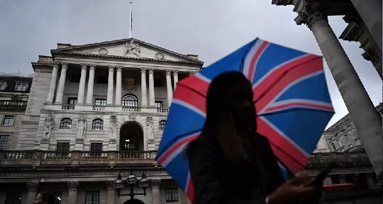 Το Ηνωμένο Βασίλειο  αντιμέτωπο με τη “μεγαλύτερη ύφεση όλων των εποχών”
